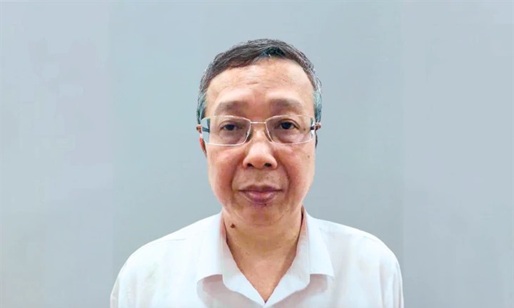 Kỷ luật Thứ trưởng Bộ Nông nghiệp và Môi trường Hoàng Trung