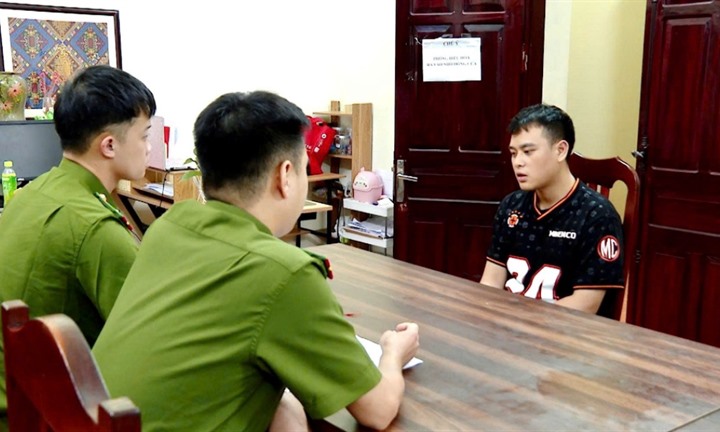 Triệt phá đường dây giả danh shipper để lừa đảo, lộ đối tượng cầm đầu từng sang Campuchia làm việc