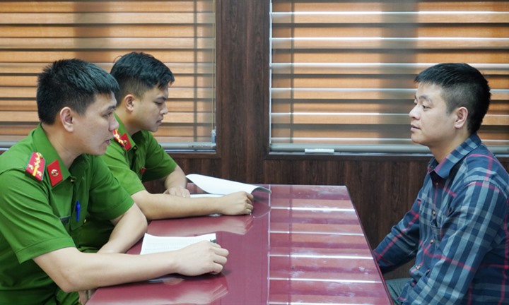 Công an khám xét công ty của giang hồ Linh 