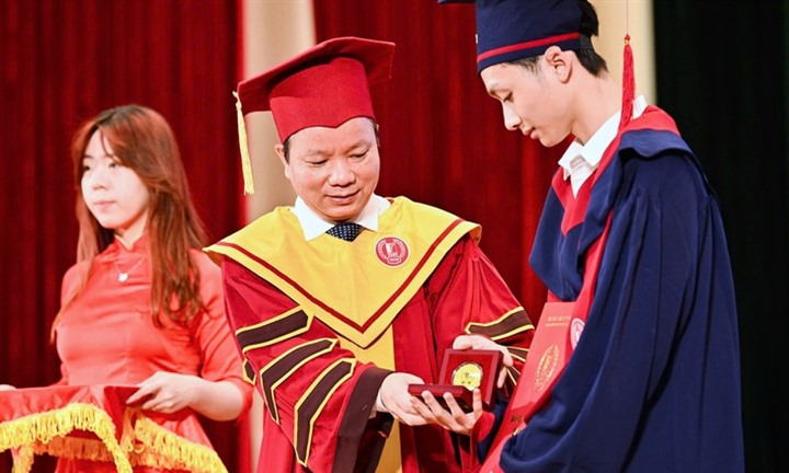 Đại học Bách khoa Hà Nội lần đầu có 3 sinh viên cùng tốt nghiệp với GPA tuyệt đối 4.0: Danh tính các  "cao thủ "