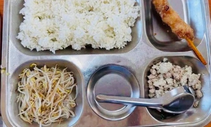 Lùm xùm suất ăn bán trú tại Hà Nội: Cần xác minh đầy đủ, làm rõ nguyên nhân và xử lý sớm