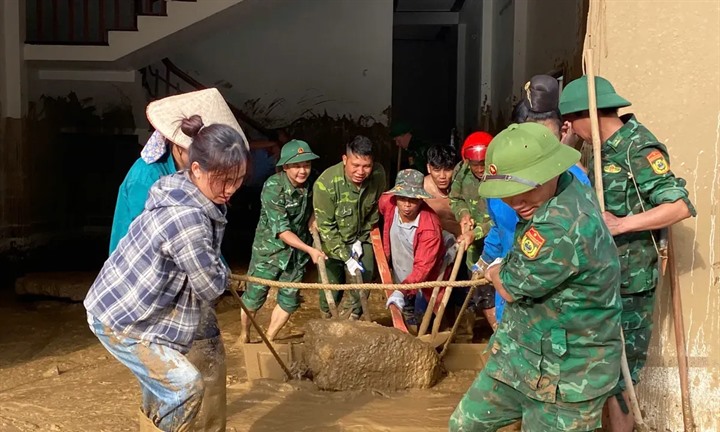 Áp thấp nhiệt đới có khả năng mạnh thành bão số 6: Các tỉnh, thành phố chủ động ứng phó với các hình thái thiên tai 