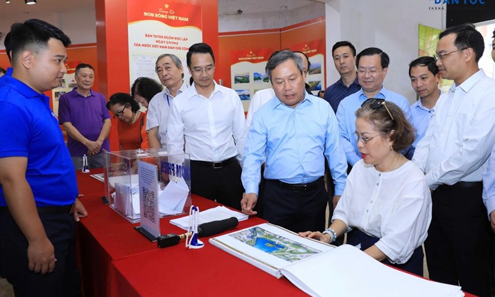 Chủ tịch TP Hà Nội chia sẻ về phương án kiến trúc khu vực hồ Hoàn Kiếm