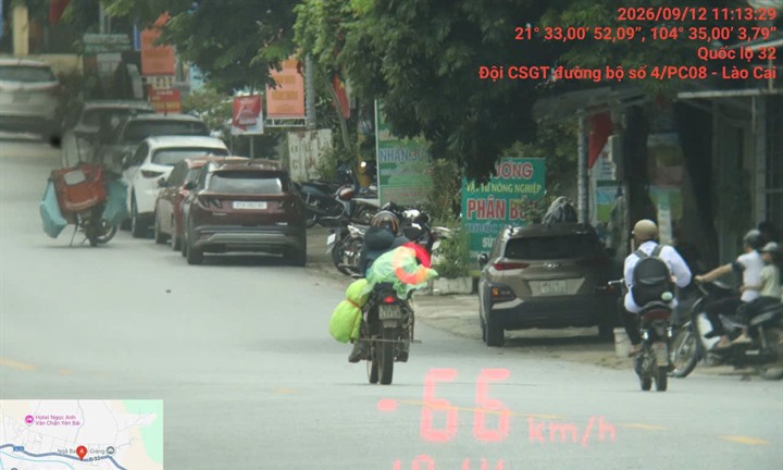  Lào Cai: CSGT xử phạt một người nước ngoài vi phạm trật tự, an toàn giao thông
