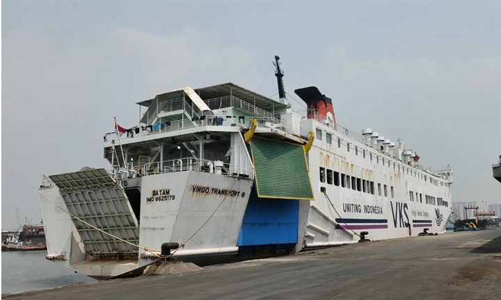 Indonesia: Tàu chở hàng trăm khách gặp nạn, 140 người mất tích