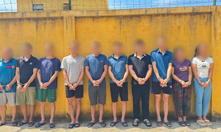 Đột kích ổ xóc đĩa ở khu vực giáp ranh, bắt quả tang 10 người tại Cao Bằng