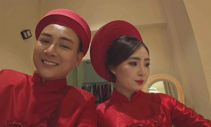Hoài Lâm bất ngờ công khai vợ sắp cưới