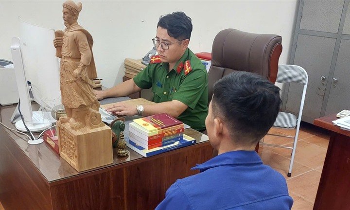 Khởi tố người đàn ông gây náo loạn cây xăng ở Thái Nguyên