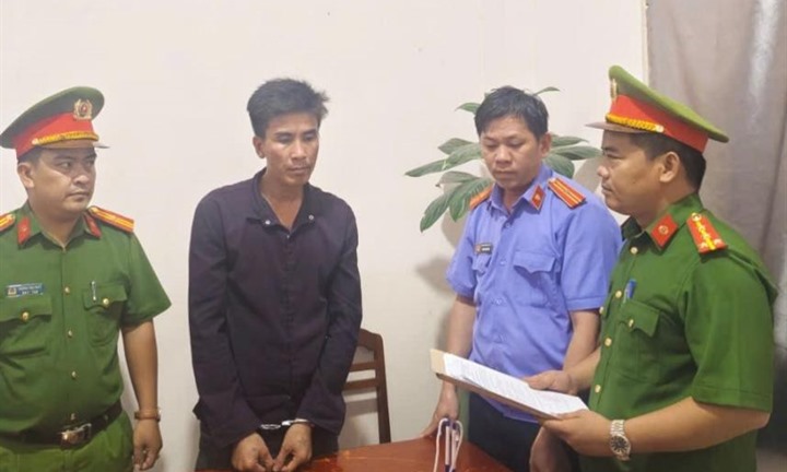 Pháp luật 24h:  "Trường ca sĩ " bị bắt về hành vi tổ chức sử dụng ma túy
