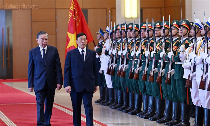 Tổng Bí thư, Chủ tịch nước Tô Lâm chủ trì Lễ đón chính thức Nhà vua Vương quốc Thái Lan và Hoàng hậu