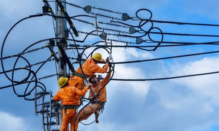 EVN lên tiếng lý giải vì sao lãi 8.631 tỷ đồng nửa đầu năm nhưng giá vốn tăng mạnh