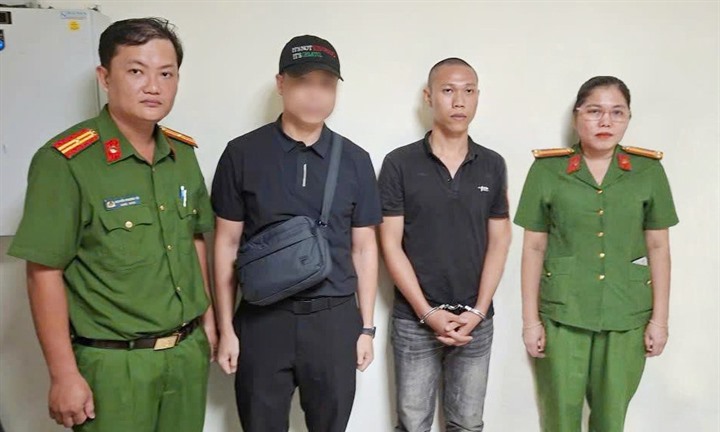 Bắt giữ đối tượng truy nã lẩn trốn tại Lào, đưa thiếu nữ bị hại về nước
