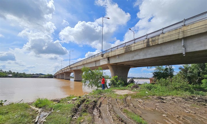 Tình tiết mới đáng chú ý vụ xe bán tải tìm thấy dưới kênh nước, bên trong có xương người