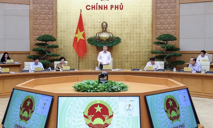 Chính phủ yêu cầu khẩn trương hoàn thiện 8 dự án luật, nghị quyết