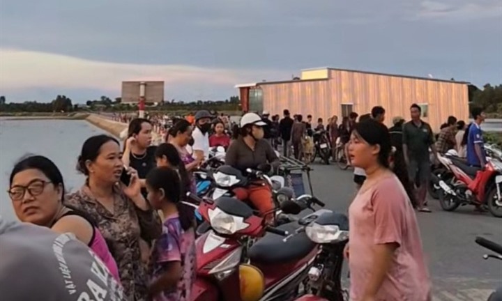 Tìm thấy thi thể thiếu niên 15 tuổi trong bụi sậy tại An Giang