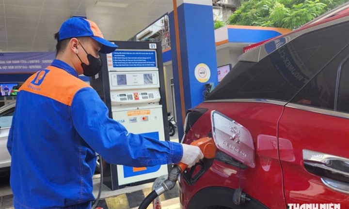 Giá xăng dầu ngày 21/9: Giá dầu thế giới giảm, giá xăng Petrolimex mới nhất là bao nhiêu?