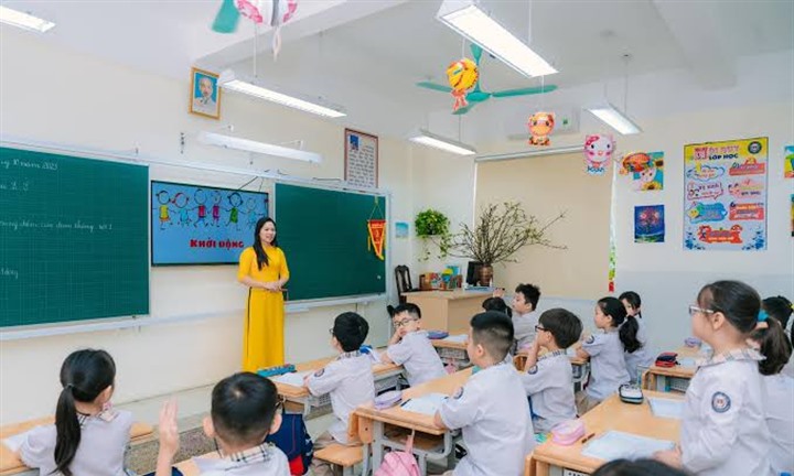 Hiệu trưởng có đủ điều kiện đề nghị danh hiệu Nhà giáo ưu tú nếu trường đạt thành tích này?