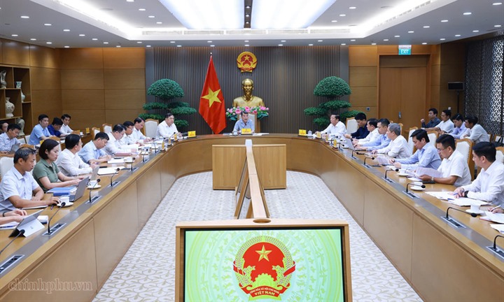 Thủ tướng Lê Minh Hưng: Thúc đẩy các dự án trọng điểm GTVT chậm tiến độ và tỉ lệ giải ngân thấp