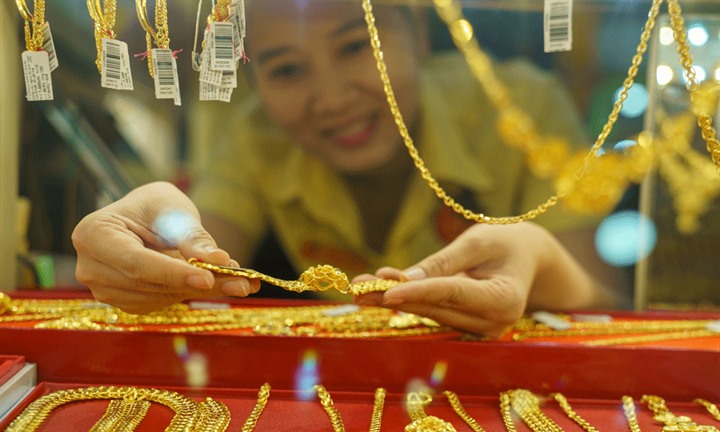 Giá vàng ngày 23/9: Tiếp đà sụt giảm, còn bao nhiêu 1 lượng?
