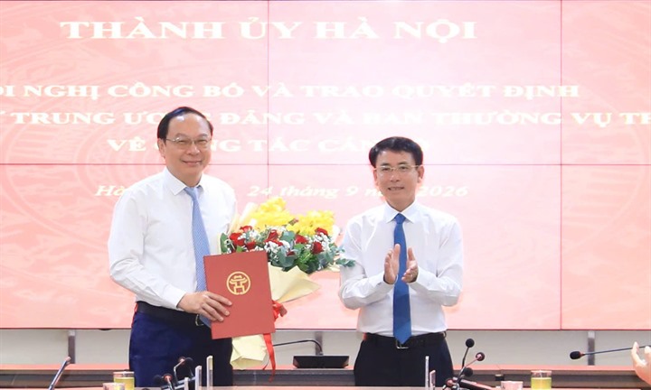 Công bố quyết định của Ban Bí thư về công tác cán bộ tại Hà Nội