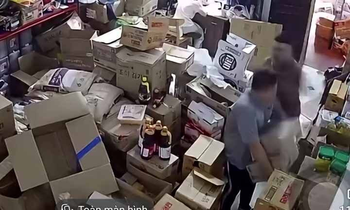 Tạm giữ nghi phạm đấm nam nhân viên gãy xương mũi, gò má ở Hà Nội