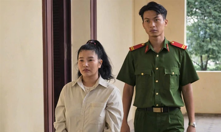 Thủ đoạn lừa đảo, chiếm đoạt gần 30 tỷ đồng của người phụ nữ ở TP.HCM
