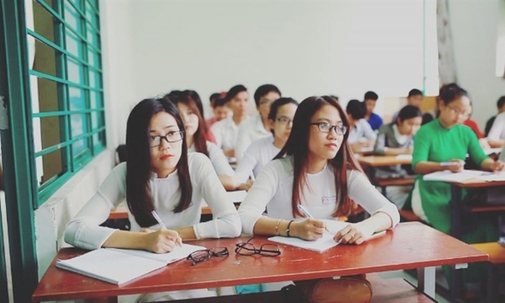 Sinh viên sư phạm phải bồi hoàn kinh phí trong trường hợp nào?