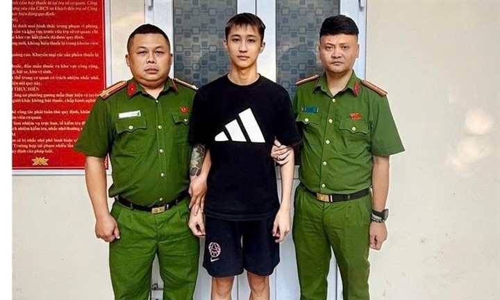 Một đối tượng trốn truy nã về tội 