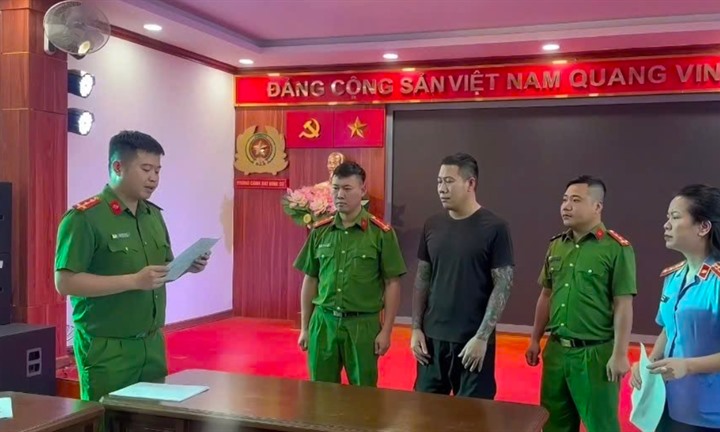 Bắt Hưng 