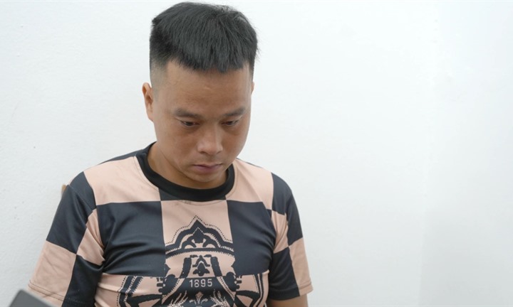 Khởi tố gã đàn ông giở trò đồi bại với bé gái đi xe đạp điện lúc rạng sáng