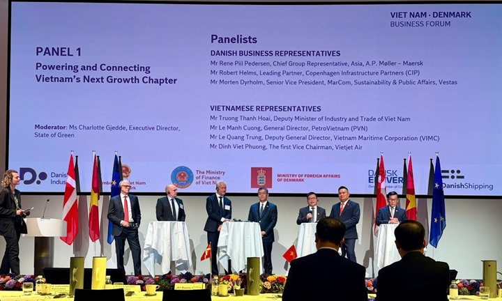 PETROVIETNAM tiên phong cùng các đối tác Đan Mạch phát triển điện gió ngoài khơi