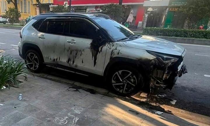 Nghi phạm đốt phá ô tô trên đường phố ở Huế có dấu hiệu liên quan đến vấn đề tâm thần