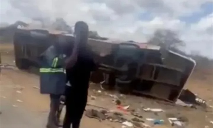 Xe buýt va chạm với xe tải, ít nhất 22 người thiệt mạng ở Kenya