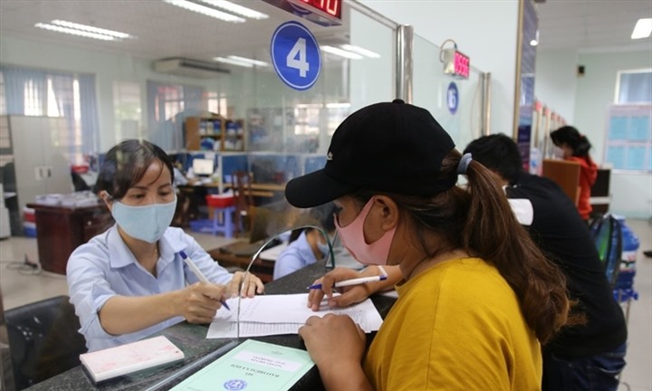 Đóng BHXH bắt buộc 4 tháng trước khi sinh con, chủ hộ kinh doanh có được hưởng chế độ thai sản?