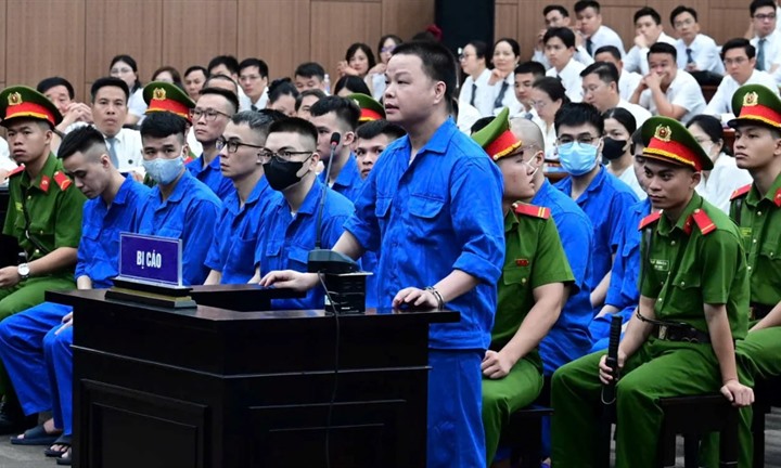Xét xử vụ Mr Pips, Shark Bình: Mr Hunter hé lộ chuyện đặt biệt danh, xin dùng 143 miếng vàng khắc phục hậu quả