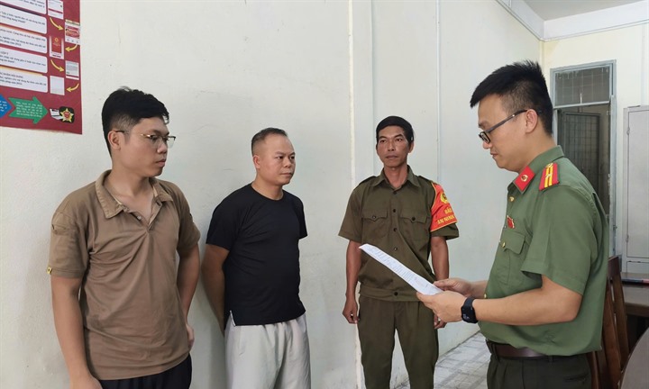 Công an Đà Nẵng bóc gỡ đường dây rửa tiền 700 tỷ đồng: Danh tính đối tượng vừa bị bắt tạm giam
