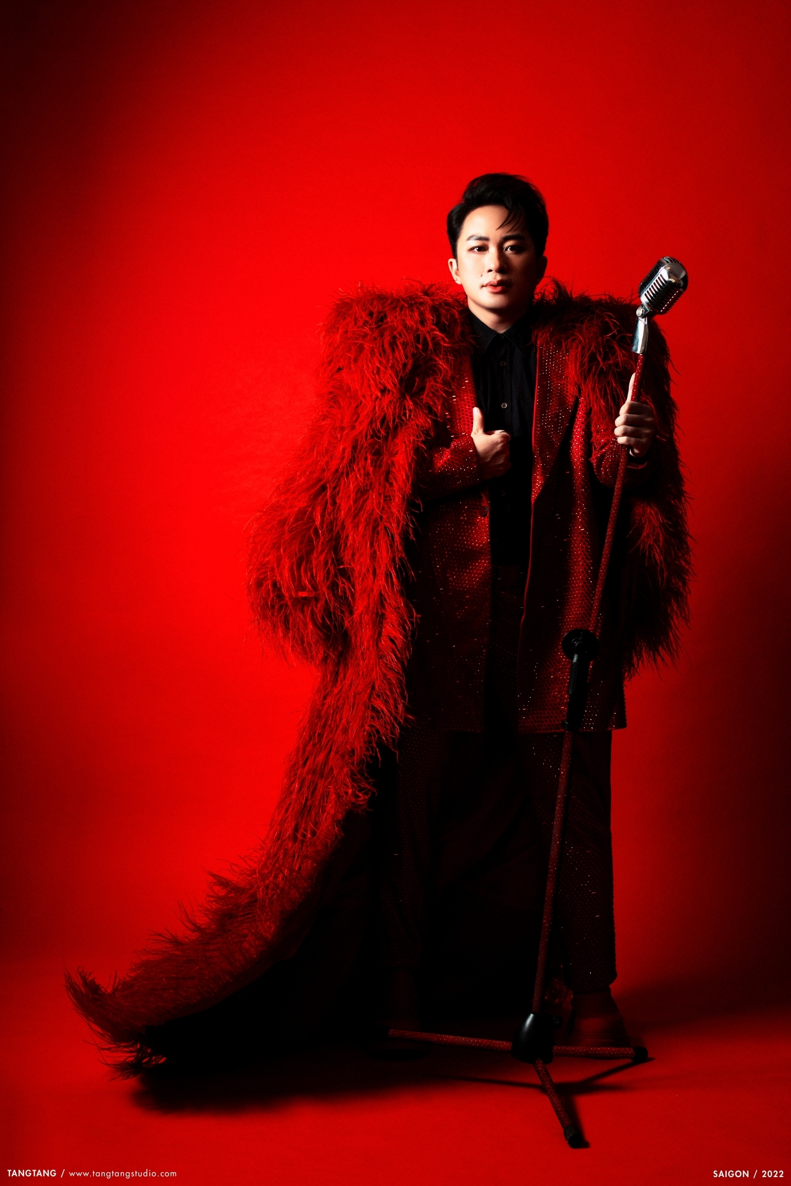 Tùng Dương nhìn lại thăng trầm đời mình trong ''Đàn ông không cần khóc'' - 8