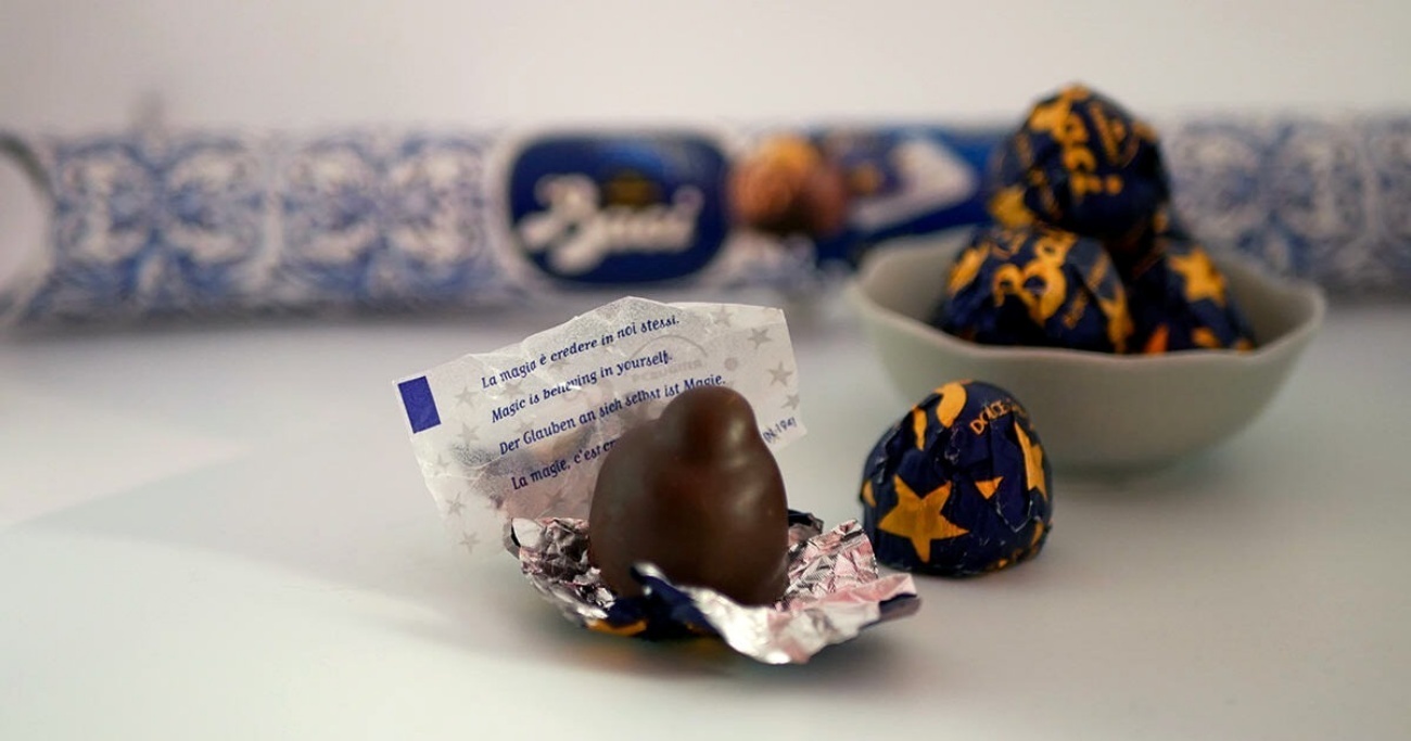 Vào ngày lễ tình nhân ở Italy, các cặp đôi tặng nhau chocolate tên Baci Perugina để thể hiện tình cảm nồng nhiệt của mình.