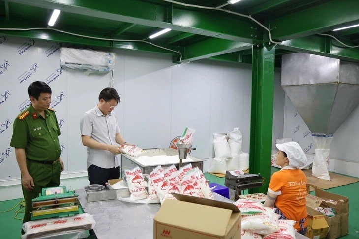 Vụ phát hiện hơn 140 tấn gia vị giả tại Phú Thọ: Hé lộ quy trình sản xuất hàng loạt và nỗi ám ảnh bệnh tật - 1