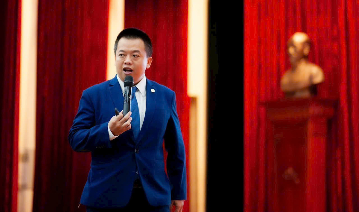 Nâng hạng thị trường chứng khoán Việt Nam: Thời cơ và thách thức - 4