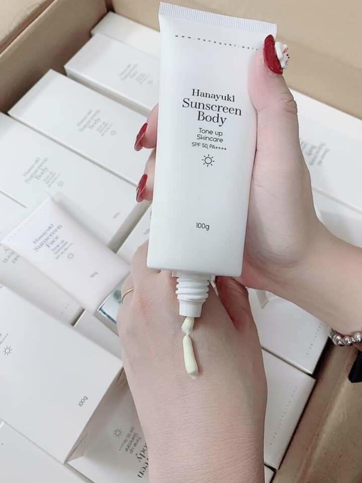 Toàn cảnh bê bối mỹ phẩm liên quan Công ty của chồng Đoàn Di Băng: "Bốc phét" về công dụng, chỉ số, khởi tố vụ án để làm rõ - 4