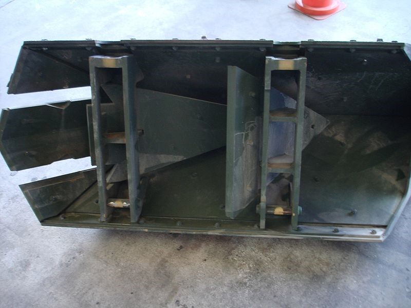 Leopard 2: Cỗ "xe tăng bay" lừng danh bất ngờ lâm cảnh "đắp chiếu" tại Ukraine, vỡ tan mộng tưởng "thay đổi cuộc chơi" - 10