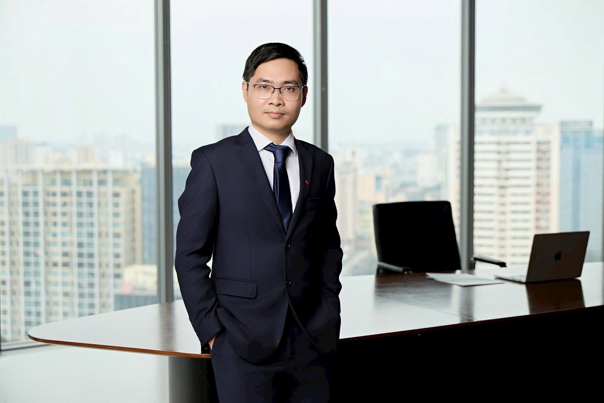 Ông Nguyễn Việt Đức - Giám đốc Kinh doanh số tại CTCP Chứng khoán VPBank (VPBankS).