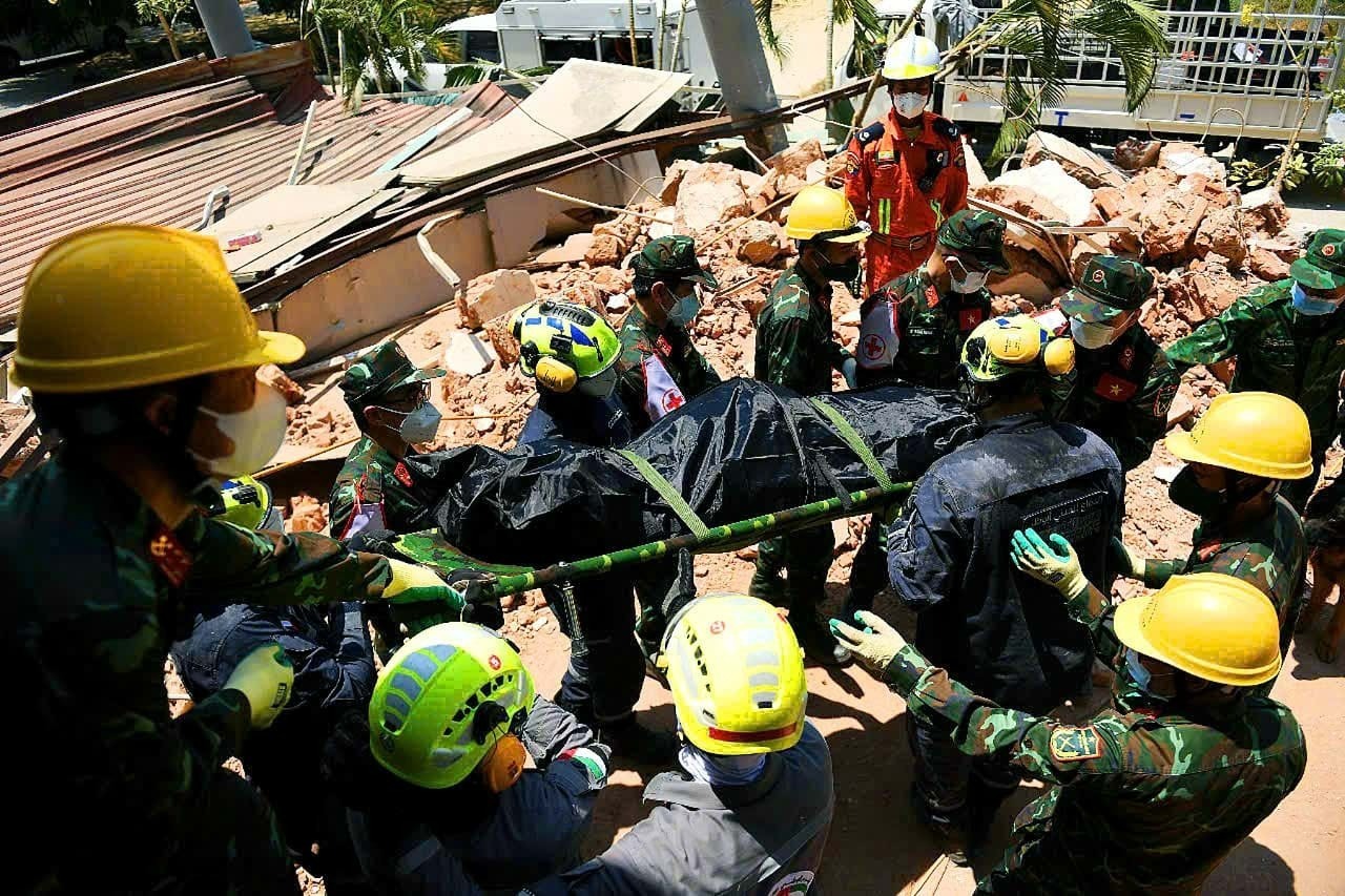 Nguyễn Á: Kể chuyện từ trái tim và những bức ảnh ghi dấu ấn thời cuộc - 6