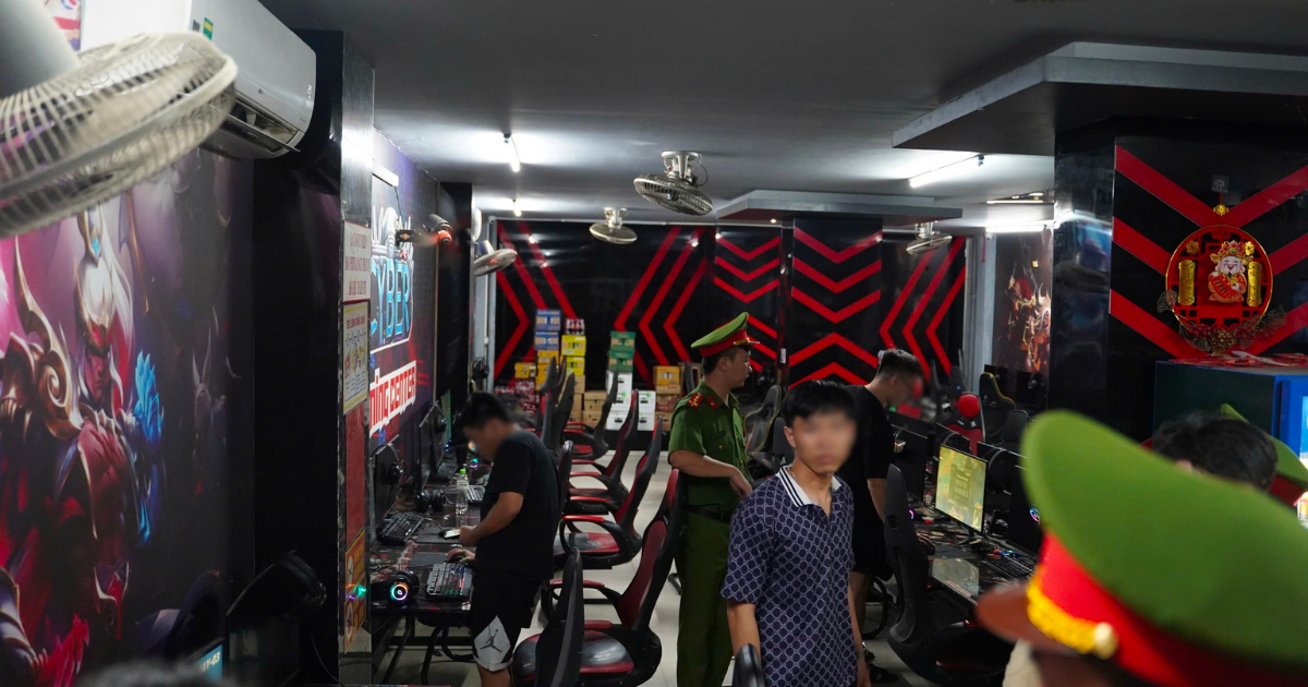 Một ngày theo chân Tổ Cảnh sát trật tự ở phường đông dân nhất Hà Nội - 14