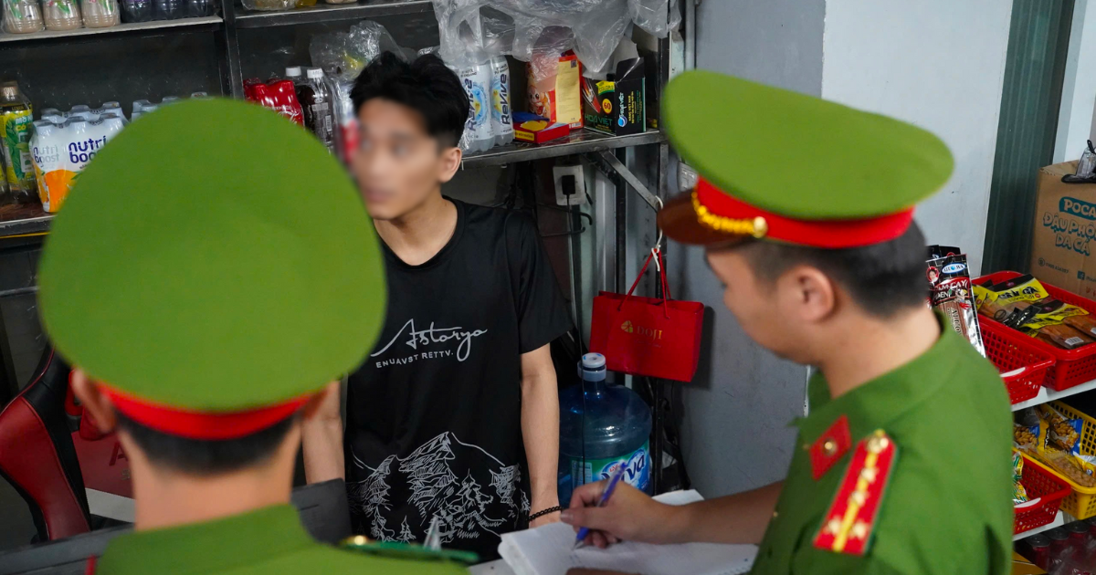 Một ngày theo chân Tổ Cảnh sát trật tự ở phường đông dân nhất Hà Nội - 17