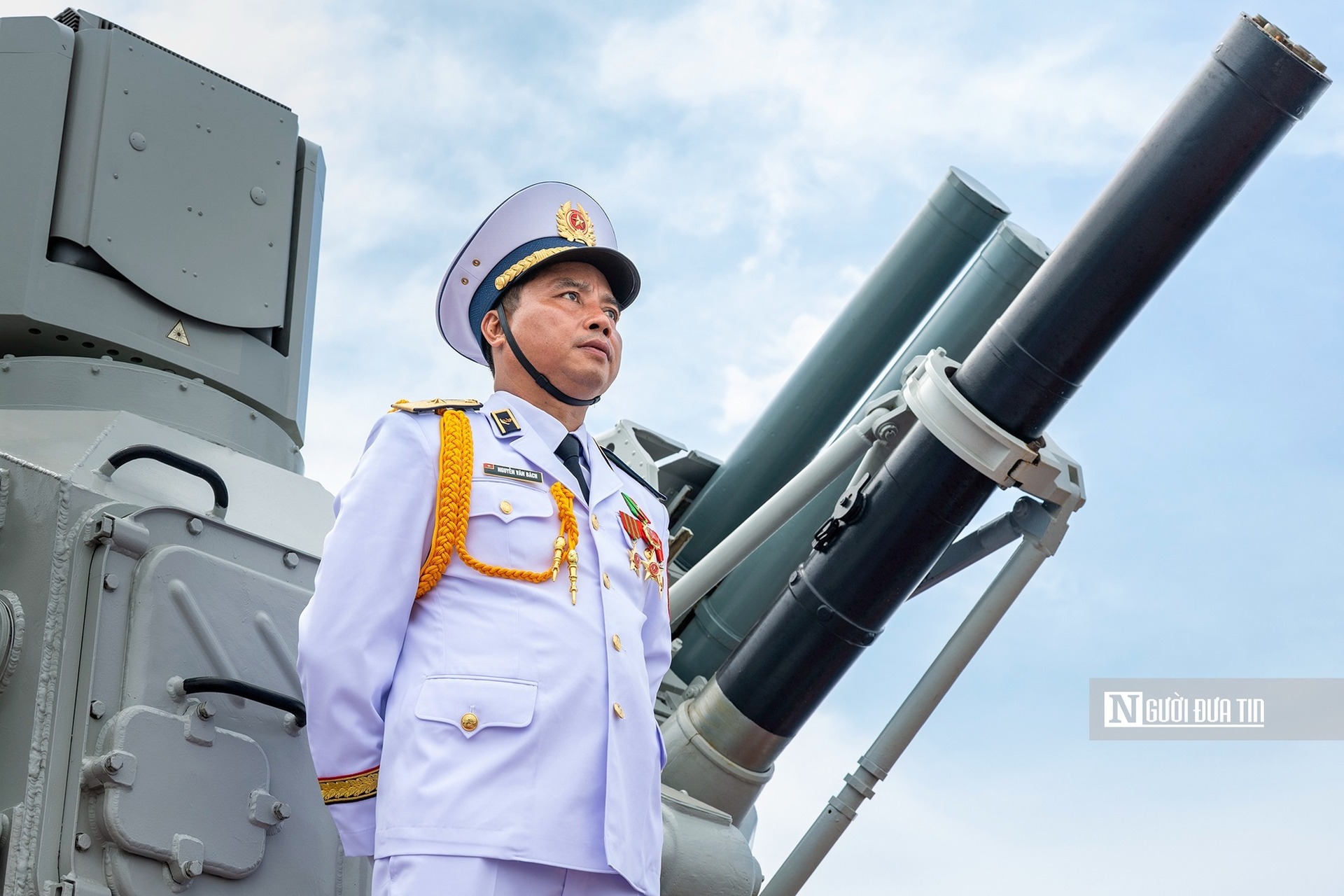 Chuẩn Đô đốc Nguyễn Văn Bách, Phó Tư lệnh - TMT Quân chủng Hải quân, Chỉ huy các lực lượng diễu binh trên biển.