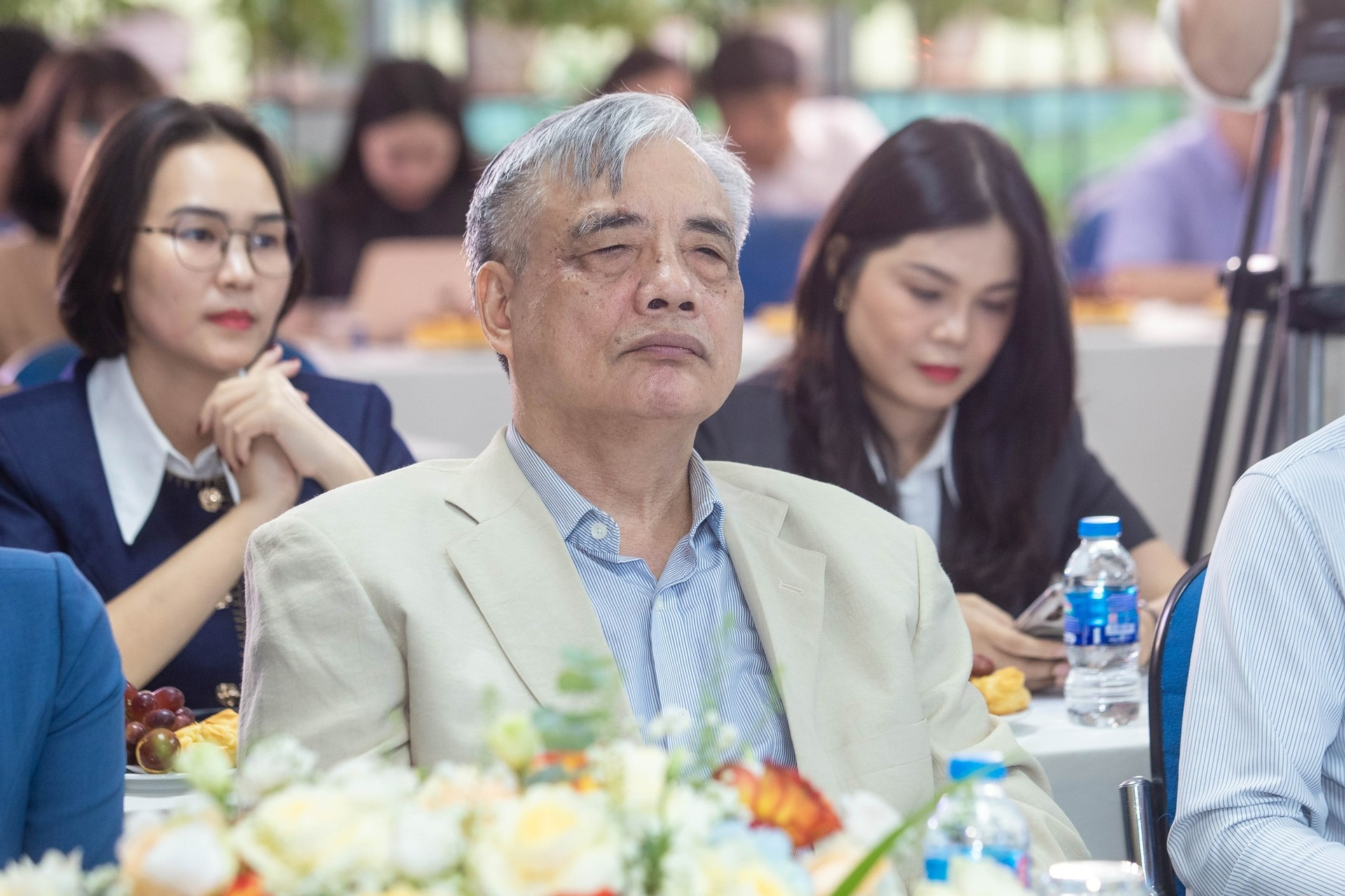 Tổng thuật Tọa đàm "Tháo gỡ điểm nghẽn pháp lý tạo không gian phát triển cho doanh nghiệp" - 1