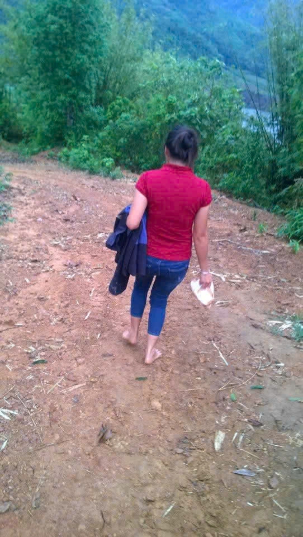  Chuyện về “ngọn đèn nhỏ” thắp sáng ước mơ giữa đại ngàn Huổi Mắn - 2