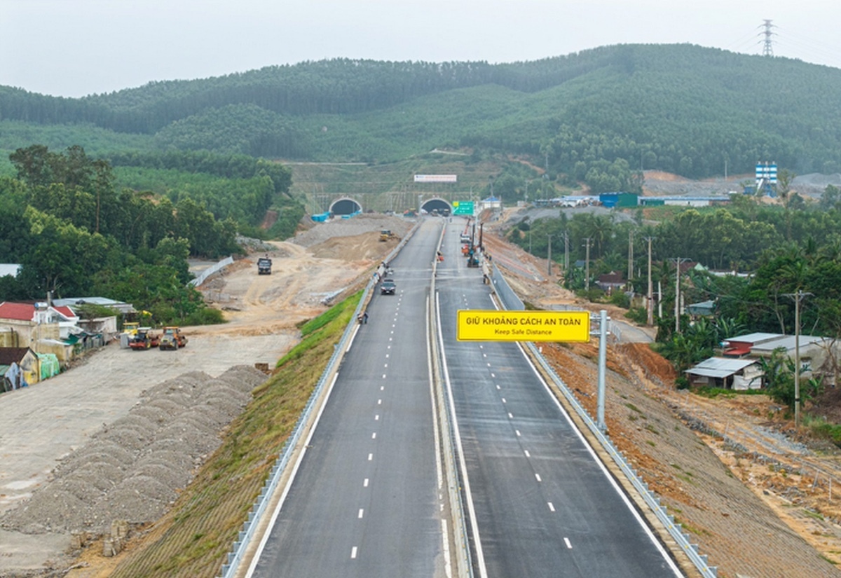 Cao tốc Quảng Ngãi - Hoài Nhơn trước ngày “về đích” - 6